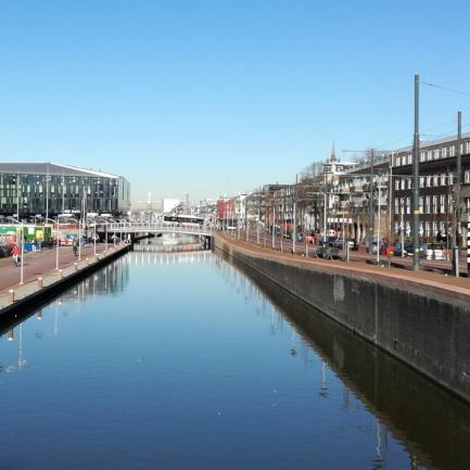 composite pier, jetty Delft city centre Bureau Stoep