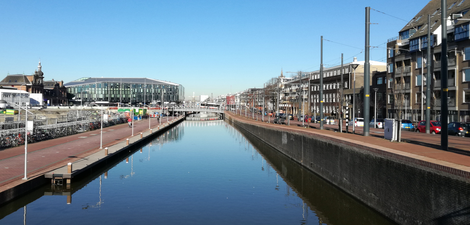 composite pier, jetty Delft city centre Bureau Stoep